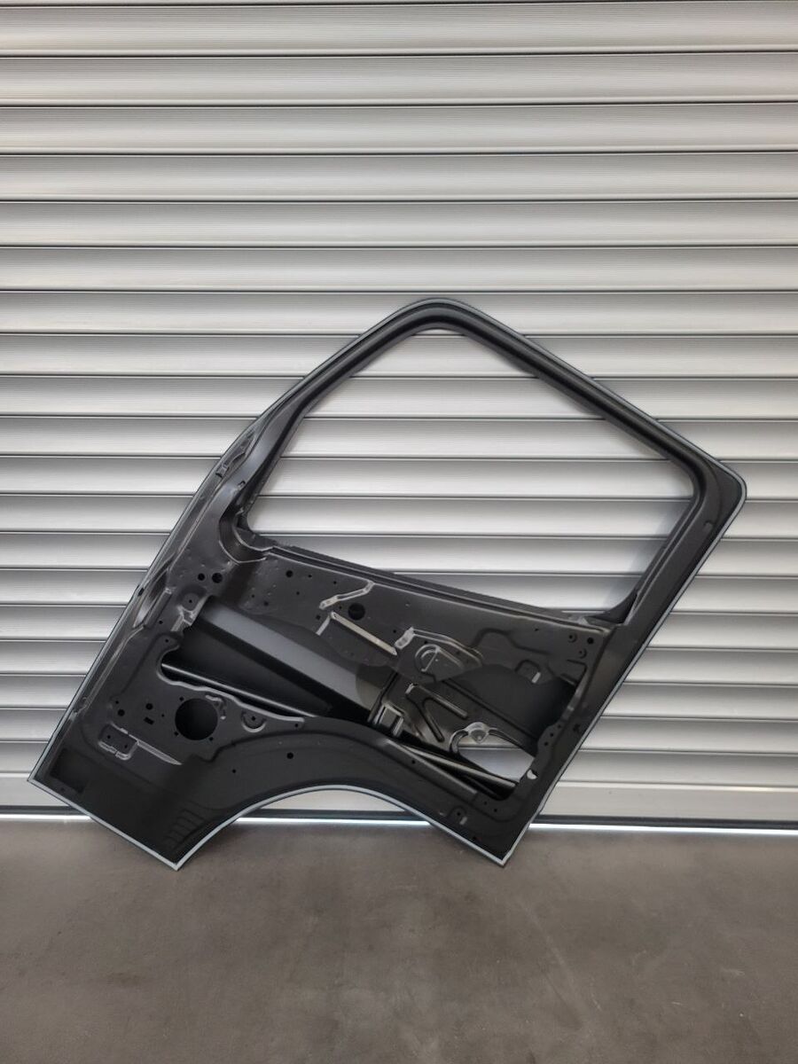 door for truck Mitsubishi Fuso CANTER «C»