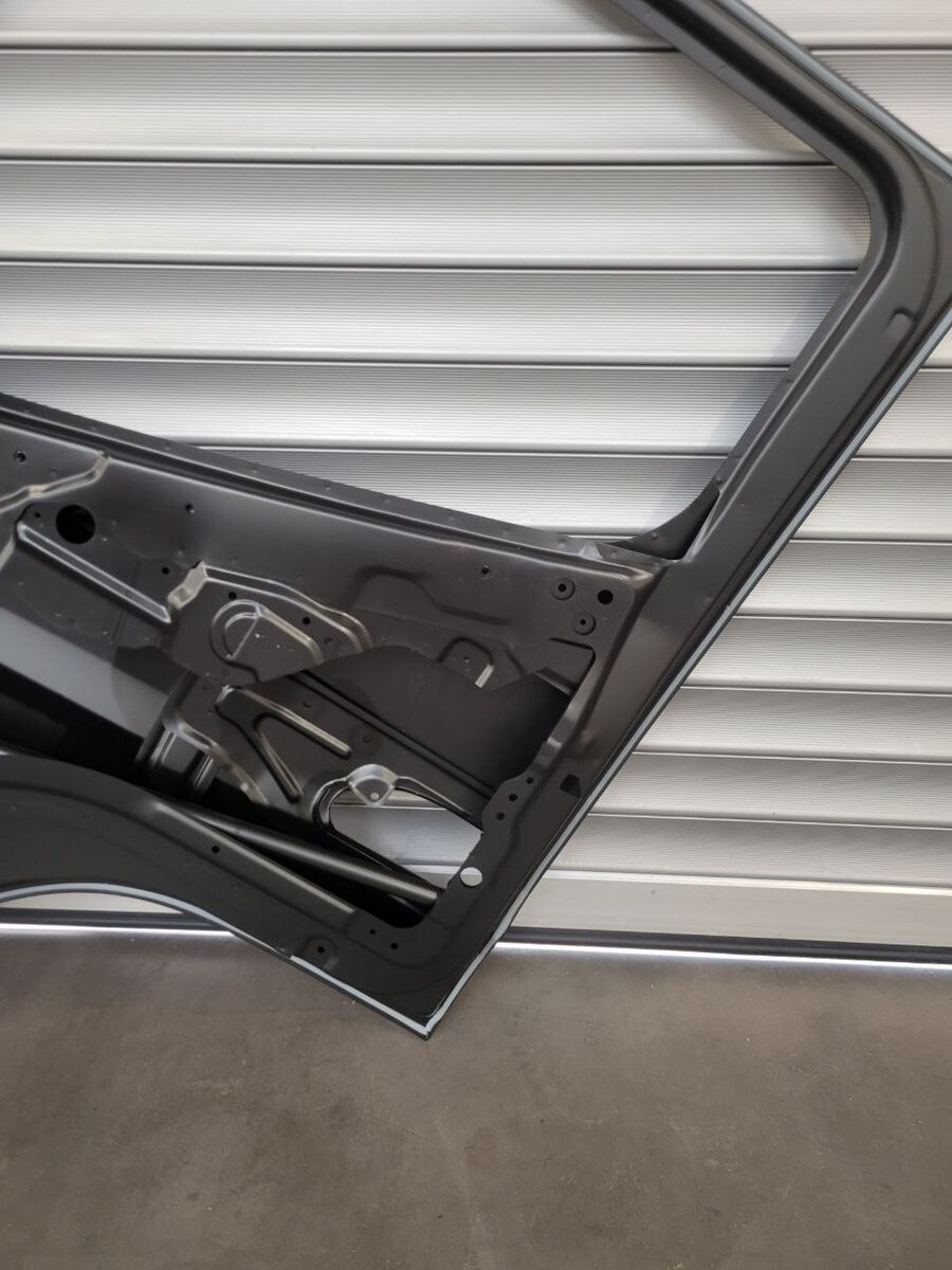 door for truck Mitsubishi Fuso CANTER «C»