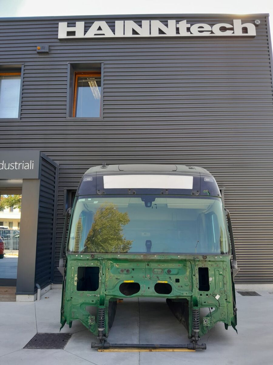 cabin VOLVO FH4 GLOBETROTTER XL L2 H3 EURO 6 2014 -> for truck VOLVO