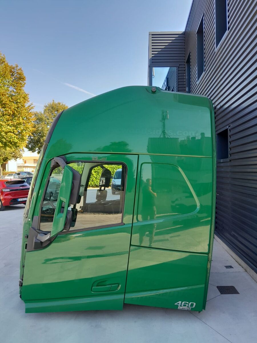 cabin VOLVO FH4 GLOBETROTTER XL L2 H3 EURO 6 2014 -> for truck VOLVO
