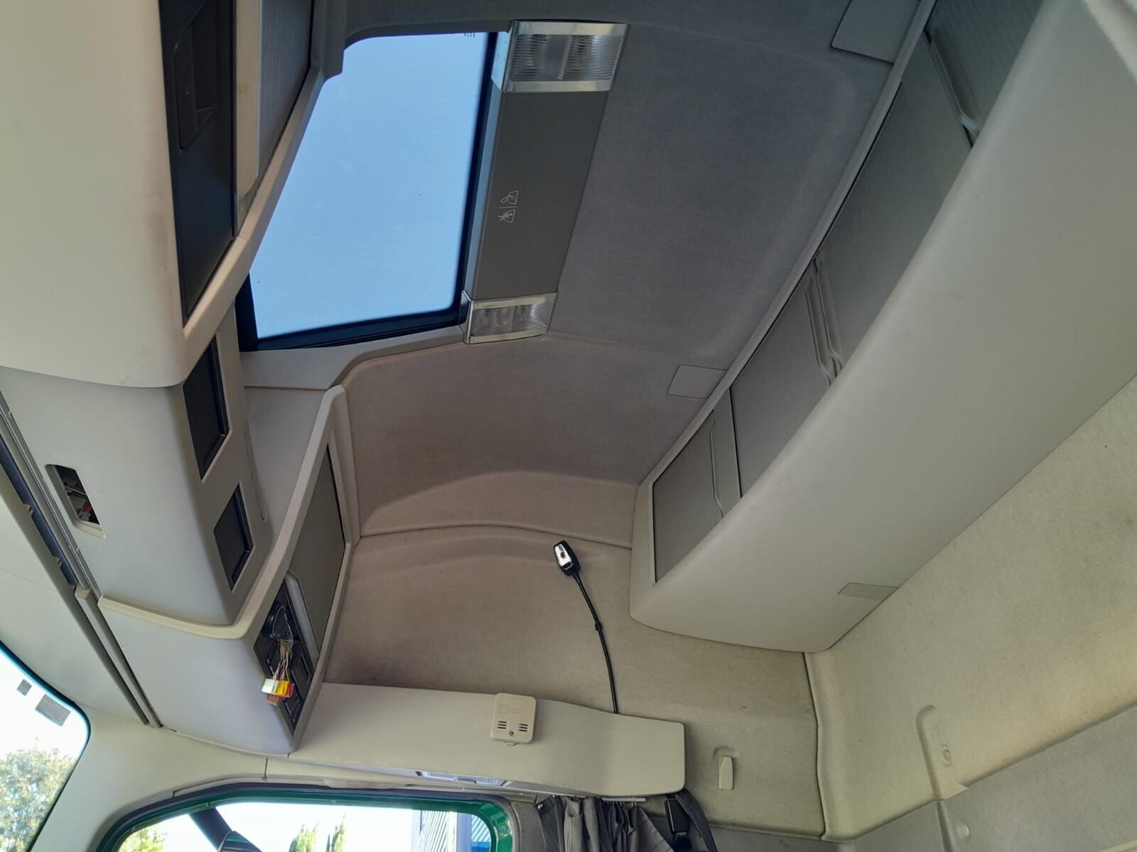cabin VOLVO FH4 GLOBETROTTER XL L2 H3 EURO 6 2014 -> for truck VOLVO