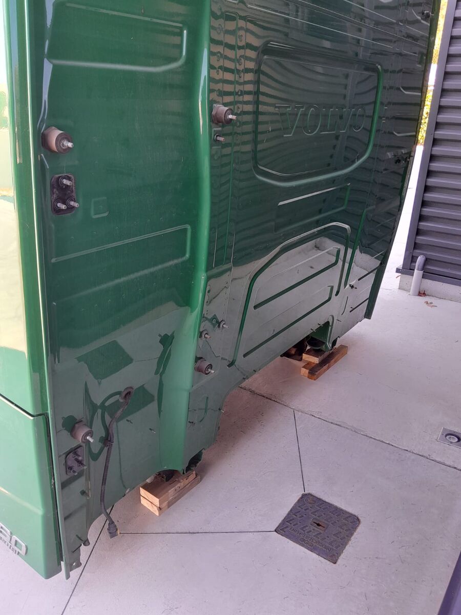 cabin VOLVO FH4 GLOBETROTTER XL L2 H3 EURO 6 2014 -> for truck VOLVO