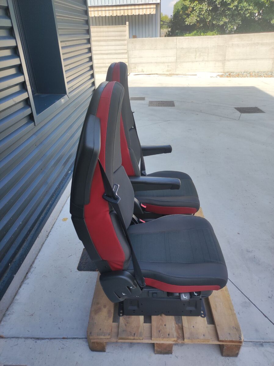 seat driver + passenger for truck tractor VOLVO FH4 E6