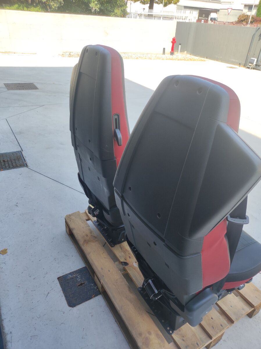 seat driver + passenger for truck tractor VOLVO FH4 E6