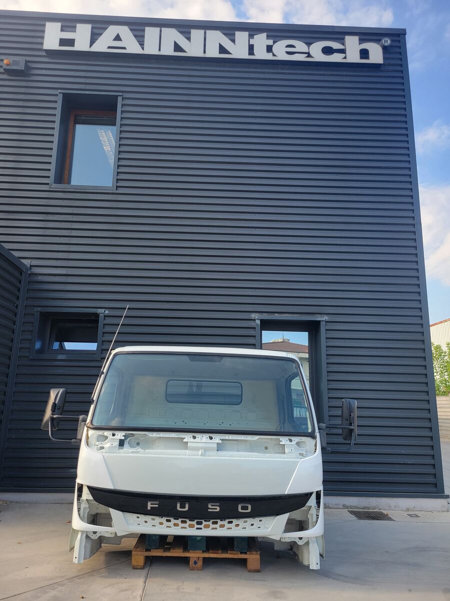 cabin MITSUBISHI FUSO CANTER C 1995mm LH DRIVE EURO 6 2021 -> for truck Mitsubishi Fuso
