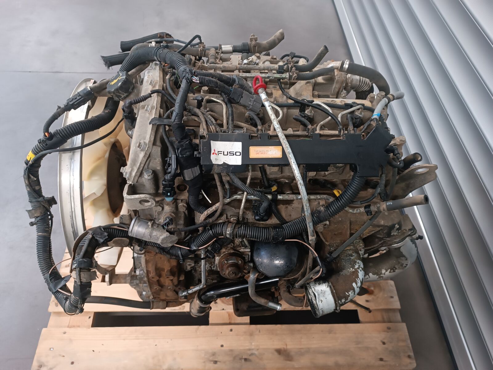 engine MITSUBISHI 3.0 4P10 for commercial vehicle Mitsubishi Fuso