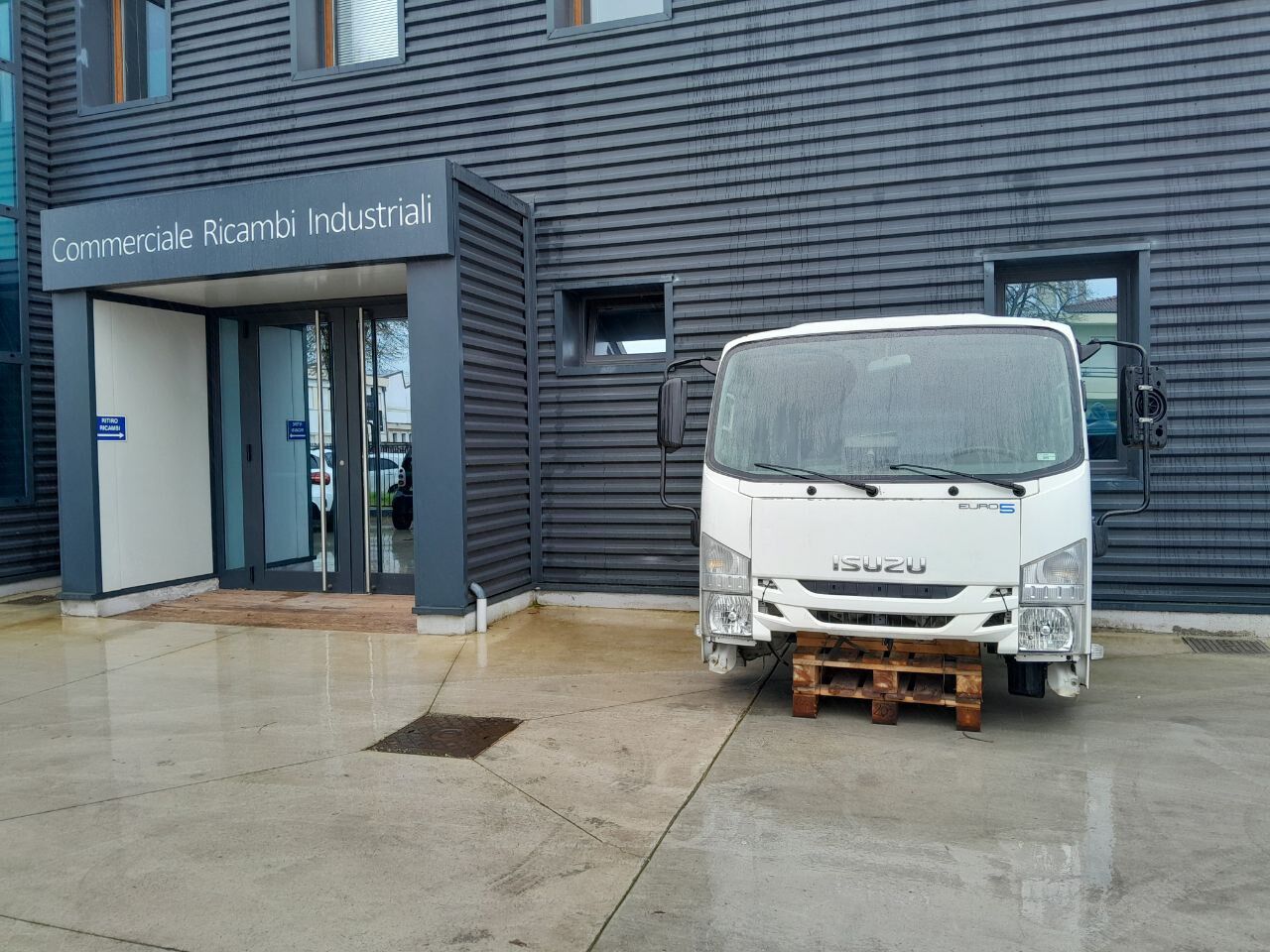 cabin ISUZU NARROW CABIN 1815mm L - LNR - 2008 -> EURO 5 EURO 6 for commercial vehicle ISUZU L35