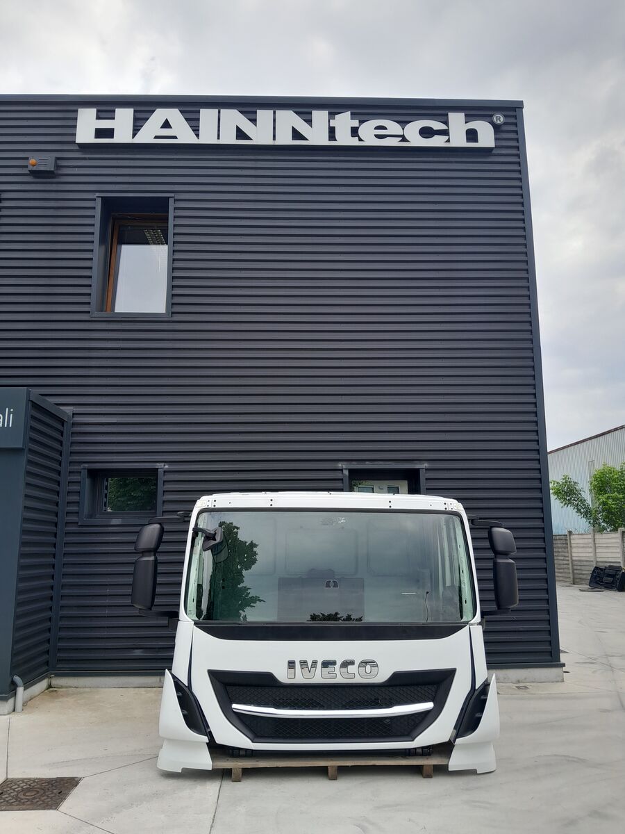 cabin IVECO STRALIS TRAKKER DAY CAB EURO 6 2013 -> for truck IVECO