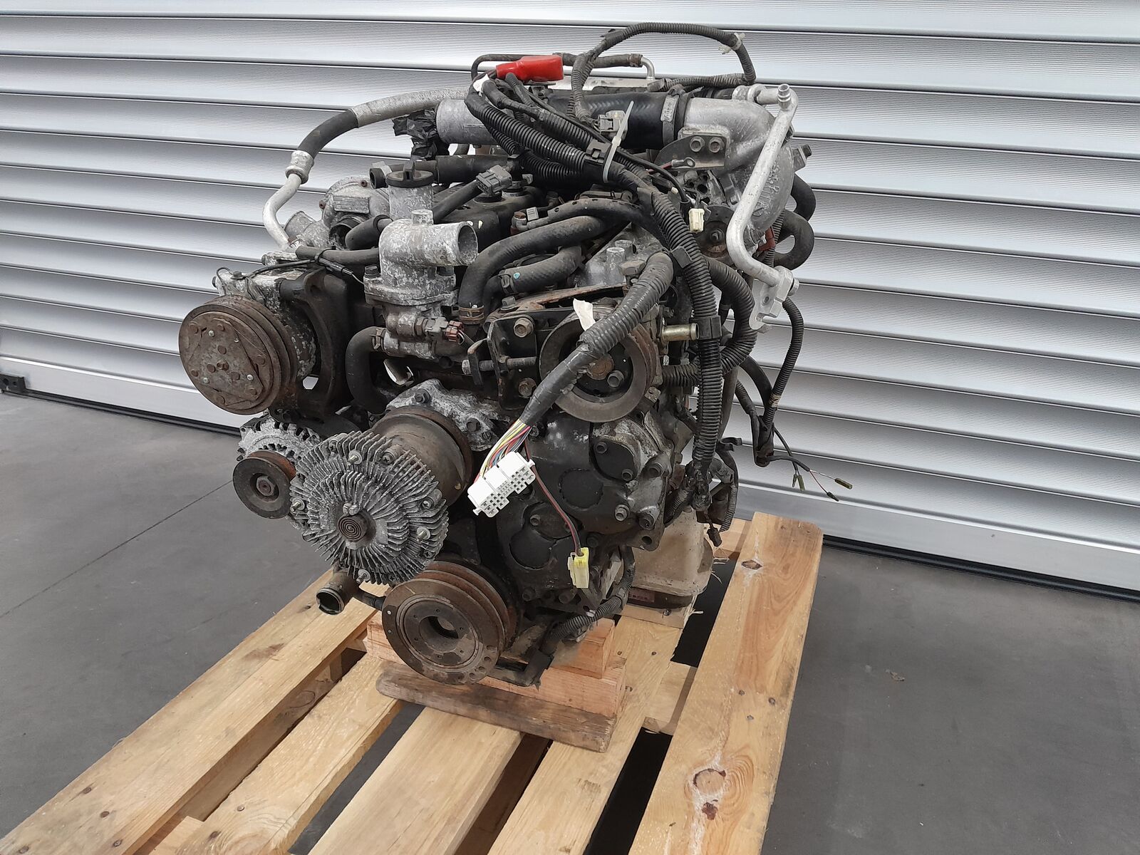 engine ISUZU 4JH1-X for commercial vehicle ISUZU Complete