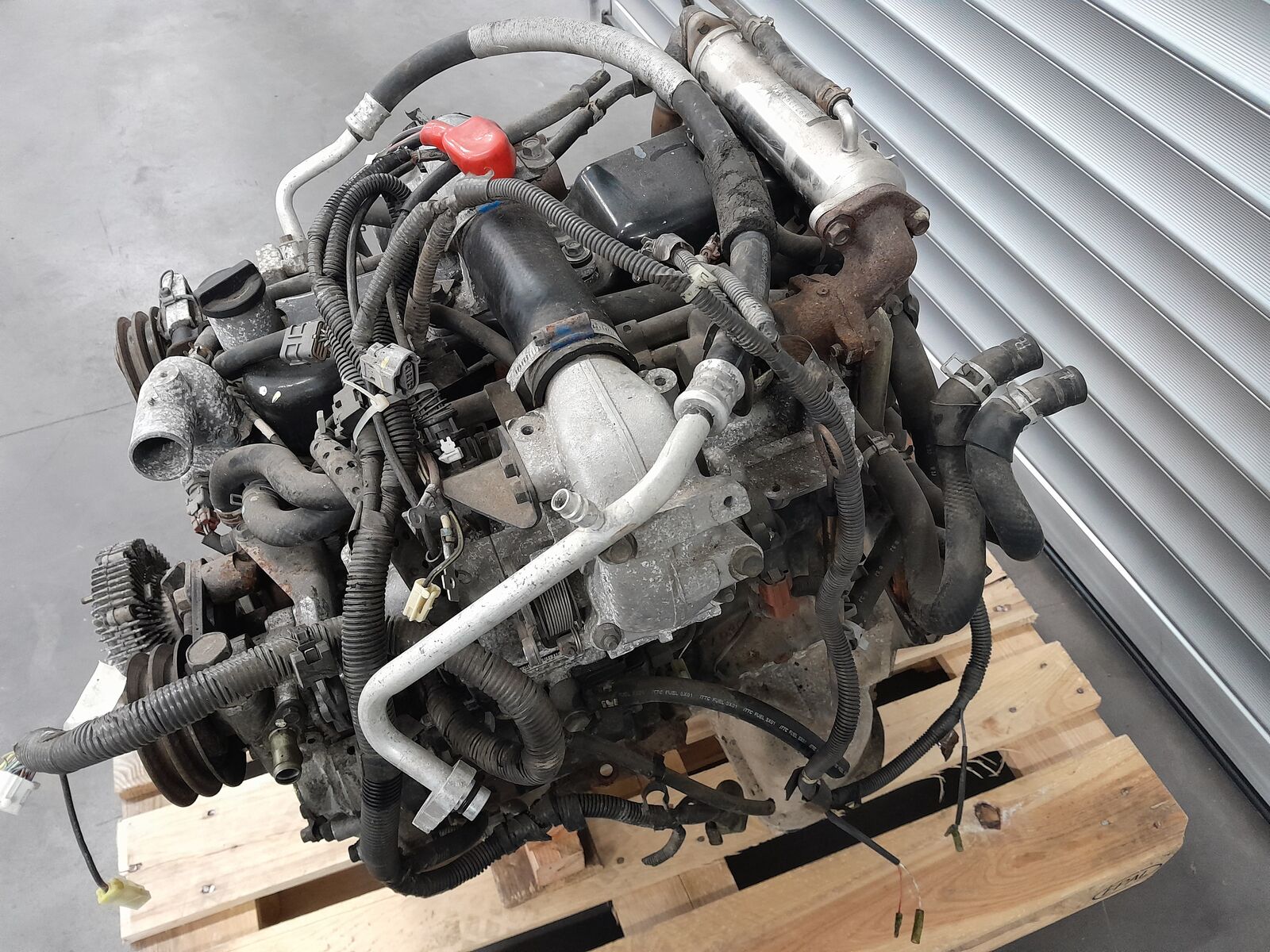 engine ISUZU 4JH1-X for commercial vehicle ISUZU Complete