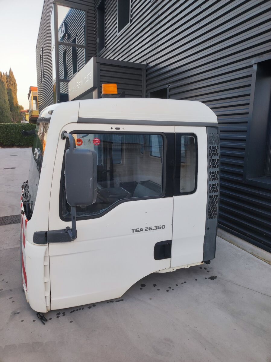 cabin for truck MAN MEDIUM