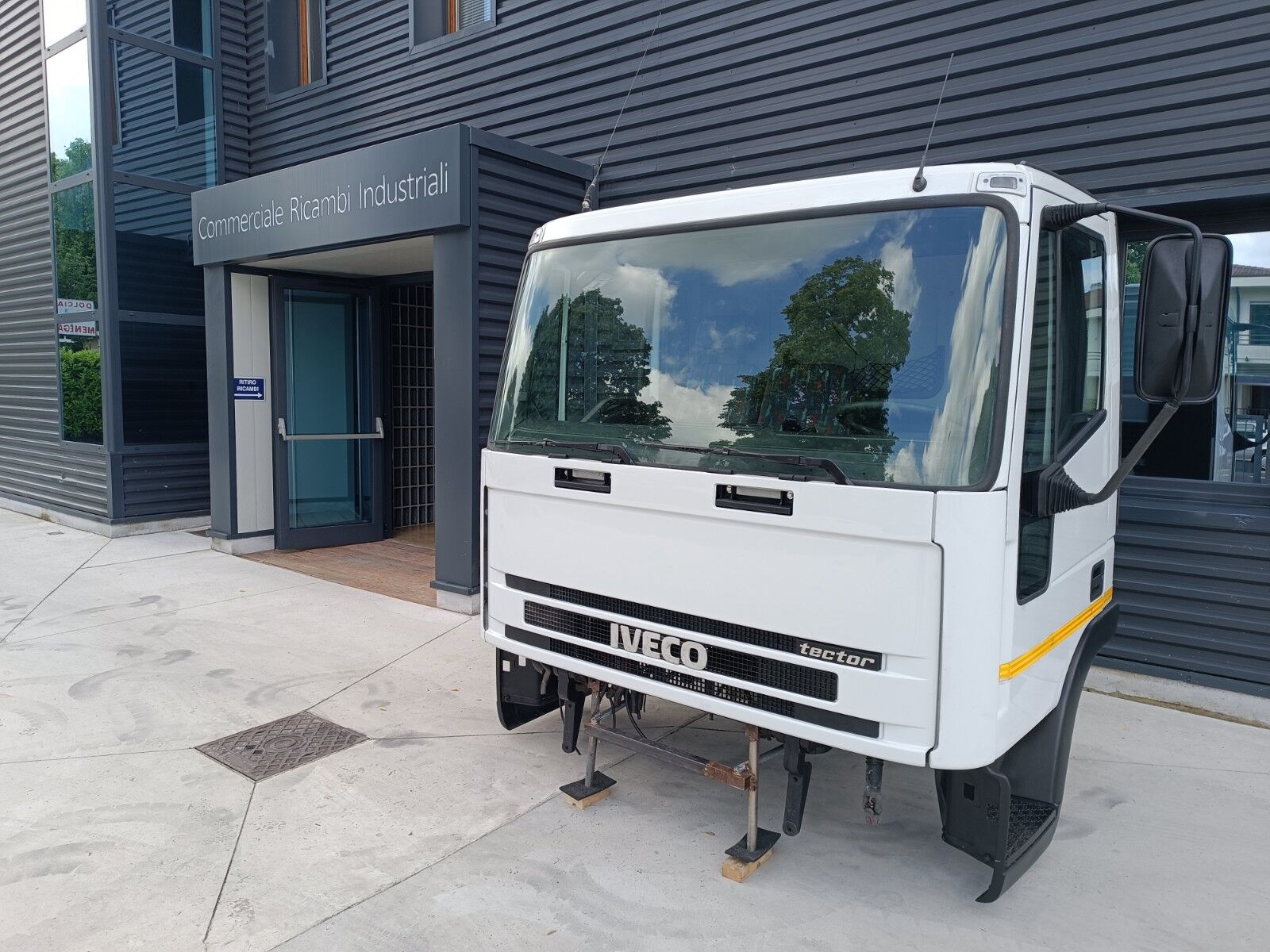 cabin IVECO EUROCARGO TECTOR for truck IVECO