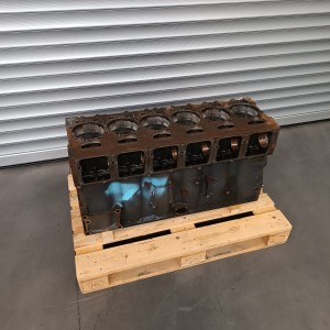 cylinder block for truck tractor SCANIA