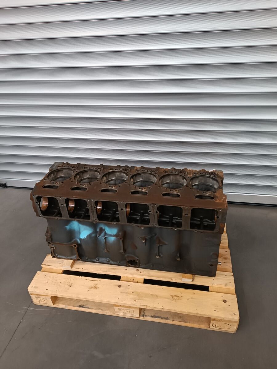 cylinder block for truck tractor SCANIA