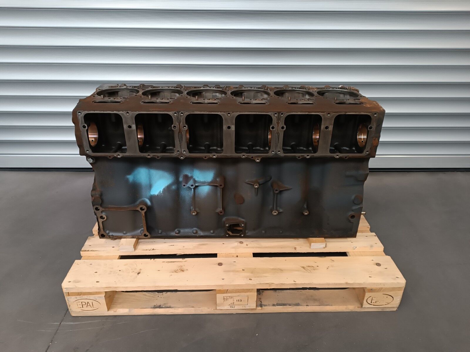 cylinder block for truck tractor SCANIA