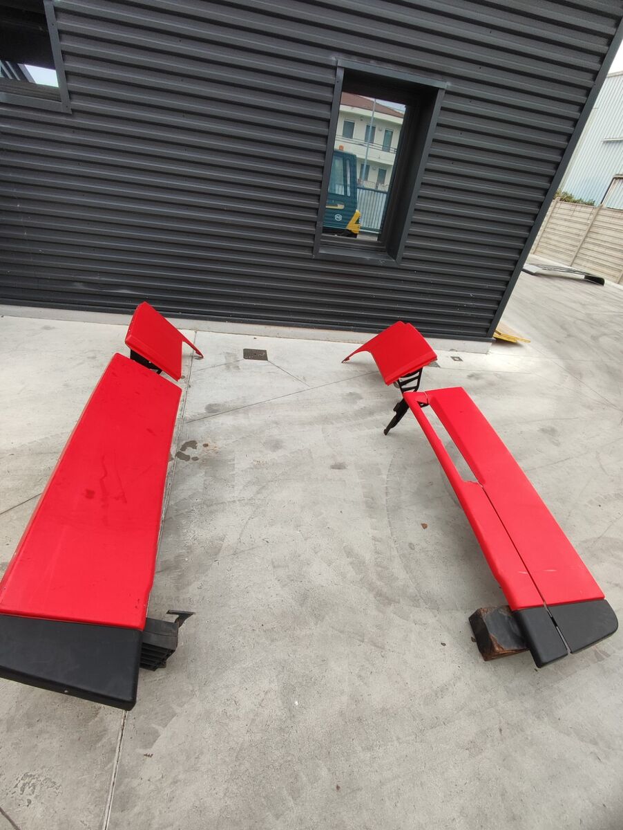 mudguard IVECO for truck tractor IVECO Hi-Way