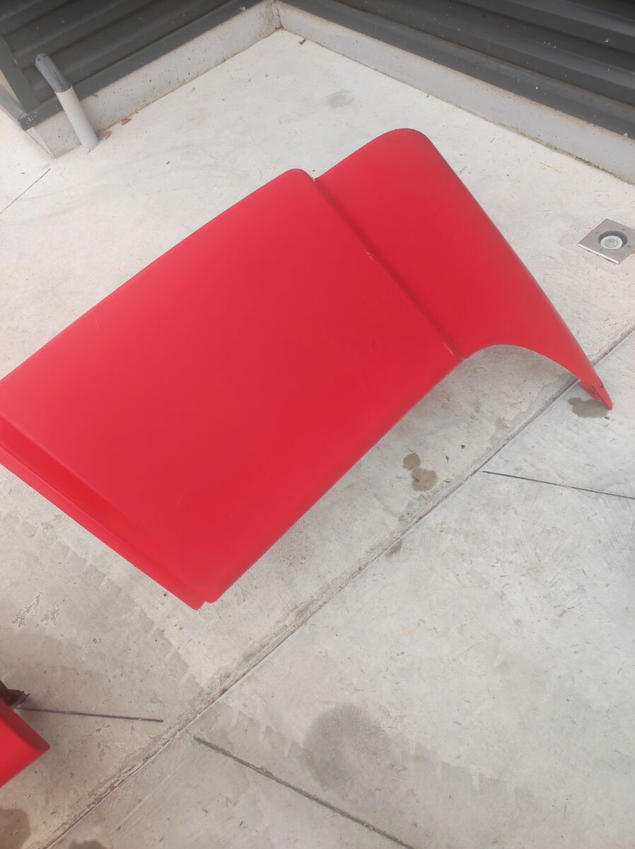 mudguard IVECO for truck tractor IVECO Hi-Way
